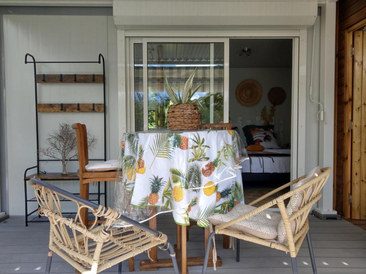 S'Cale Tropikal - Gite Cosy Avec Piscine Privee Petit-Canal 外观 照片