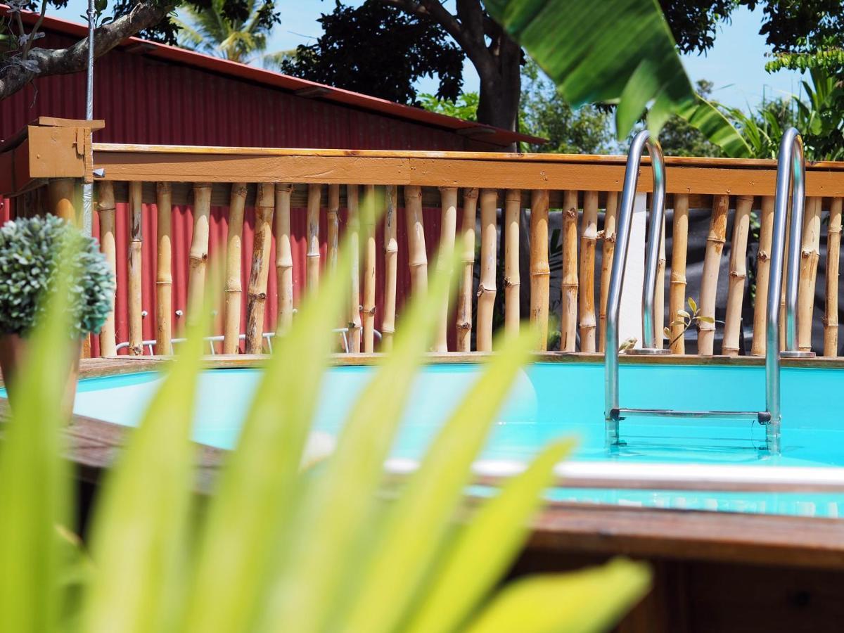 S'Cale Tropikal - Gite Cosy Avec Piscine Privee Petit-Canal 外观 照片